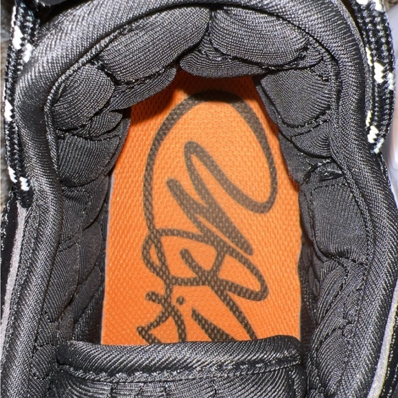 Versace chain reaction shoes size 11 - Picture 4 of 10